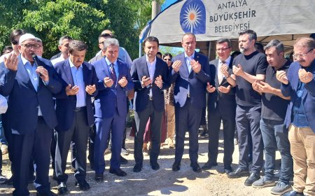 AK Parti Antalya Milletvekili Kemal Çelik'in Ağabeyi Son Yolculuğuna Uğurlandı