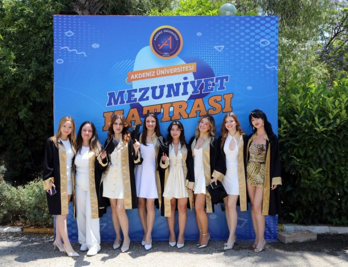 Uluslararası Alanda Büyük Başarı: Akdeniz Üniversitesi Mühendislik Fakültesi Gururla Mezun Etti