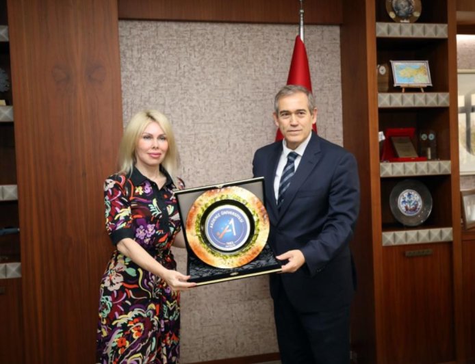 Antalya’da Örnek Dayanışma: ATSO’dan Üniversite Hastanesine 50 Milyon TL’lik Can Suyu