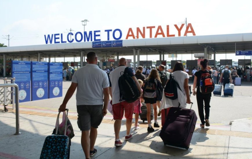Antalya 2026'nın İlk 5 Ayında 3,5 Milyon Ziyaretçi Ağırladı