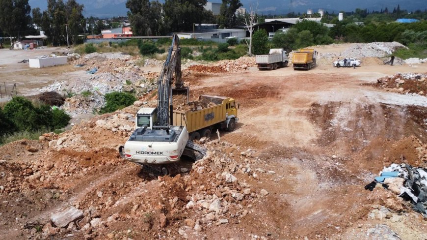 Kepez’de Yol Seferberliği: Ulu Önder Caddesi Boğaçayı’na Uzanıyor