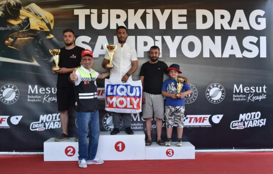 Kepez'de Adrenalin Zirve Yaptı: Türkiye Motodrag Şampiyonası Tamamlandı!