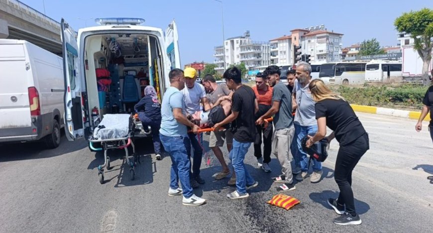 Manavgat'ta Yola Dökülen Yağ Kazaya Neden Oldu: 1 Yaralı
