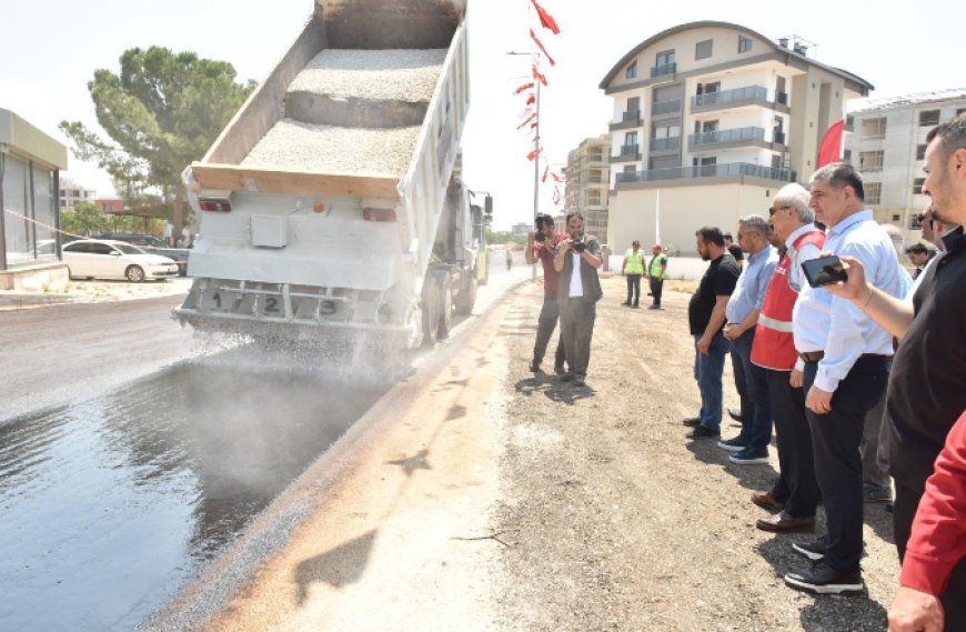 Altınova’dan Start Verildi: Kepez’de Asfalt Mesaisi Başladı