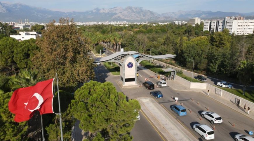 Akdeniz Üniversitesi QS 2027 Dünya Sıralamasında Yerini Korudu