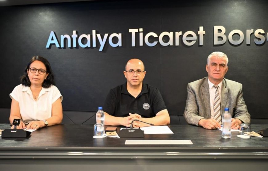 Antalya’da Tarımda Yeni Dönem: B-Reçete Sistemi Tanıtıldı