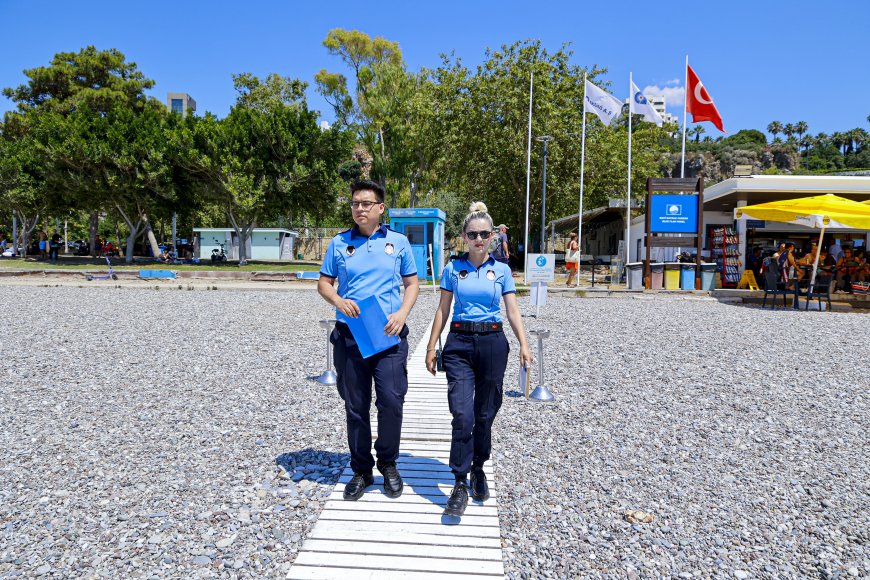 Konyaaltı Sahili’nde ‘Dumansız Plaj’ Dönemi Başladı: Kurallara Uymayana Ceza Var