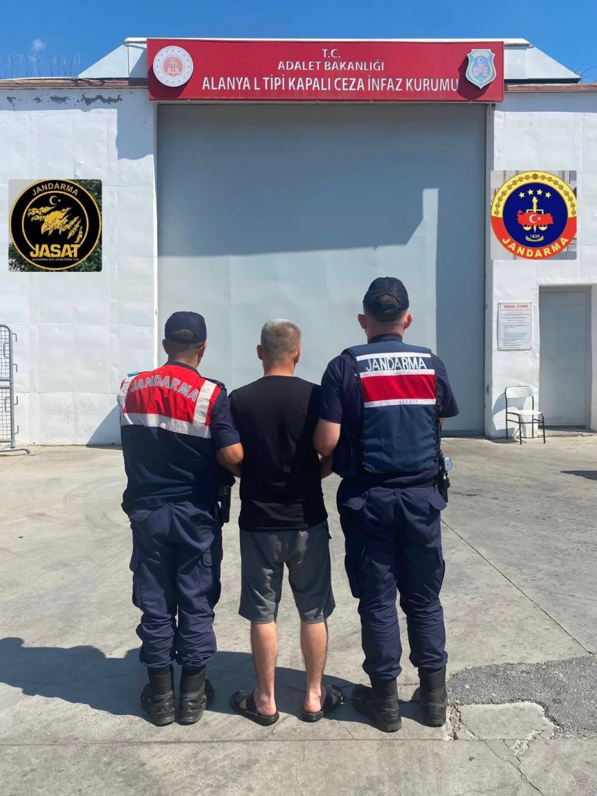 23 Yıl Hapis Cezası Bulunan Hırsızlık Hükümlüsü JASAT Operasyonuyla Yakalandı.