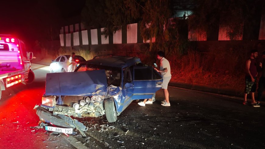 Manavgat’ta 3 Araçlı Zincirleme Kaza: Yaralı Sürücü Alkollü Çıktı, Cezası Ağır Oldu!