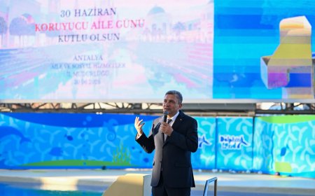Antalya’da Anlamlı Buluşma: Vali Hulusi Şahin’den Koruyucu Ailelere "Şefkat ve Merhamet" Teşekkürü!