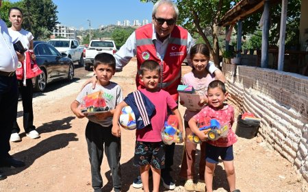 Kepez’de Çocuklar İstedi, Başkan Kocagöz Yaptı: Fevzi Çakmak Mahallesi’ne 10 Milyon TL’lik Asfalt