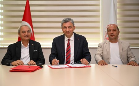 Antalya'da Sağlık Yatırımlarına İki Yeni Merkez! Kepez ve Aksu'ya Aile Sağlığı Merkezi Müjdesi