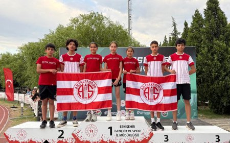 Antalyasporlu Genç Atletlerden Türkiye Şampiyonalarında Madalya Yağmuru