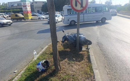 Manavgat'ta U Dönüşü Kazası: Motosiklet Sürücüsü Yaralandı