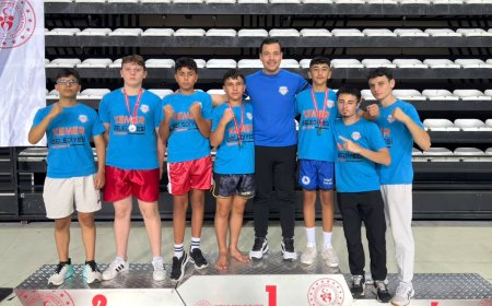 Kemer Belediyesi Kick Boks Takımı Antalya Şampiyonası'ndan 7 Madalyayla Döndü