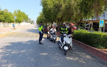Antalya'da Motosiklet Denetimleri Sıklaştı: 410 Sürücüye Ceza