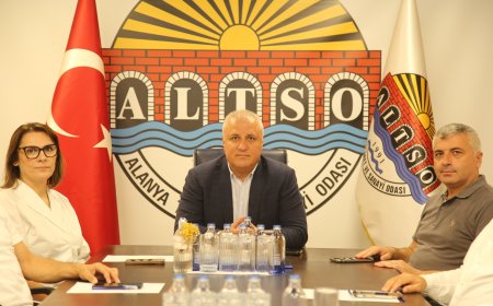 Alanya Keçiboynuzu Antalya'nın Temsil Ürünü Seçildi