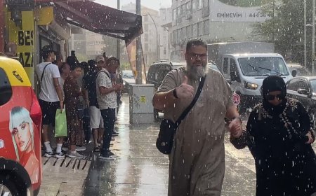 Antalya'da Temmuz Sürprizi! Kavurucu Sıcağın Ardından Aniden Yağmur Yağdı