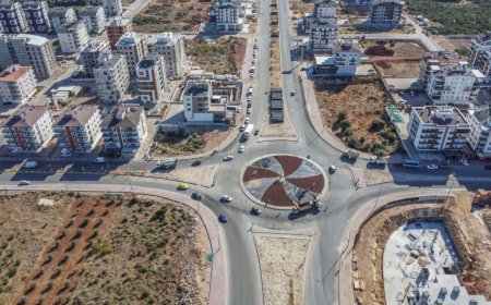 Kepez'den Su Tasarrufuna Büyük Adım! Parklarda Kurakçıl Peyzaj Dönemi Yaygınlaşıyor