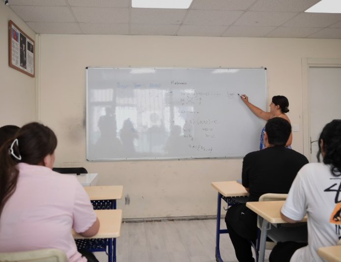 KONSEM Etüt Merkezi'nden YKS'de Yüzde 90 Başarı: Öğrenciler Türkiye Derecesi Yaptı