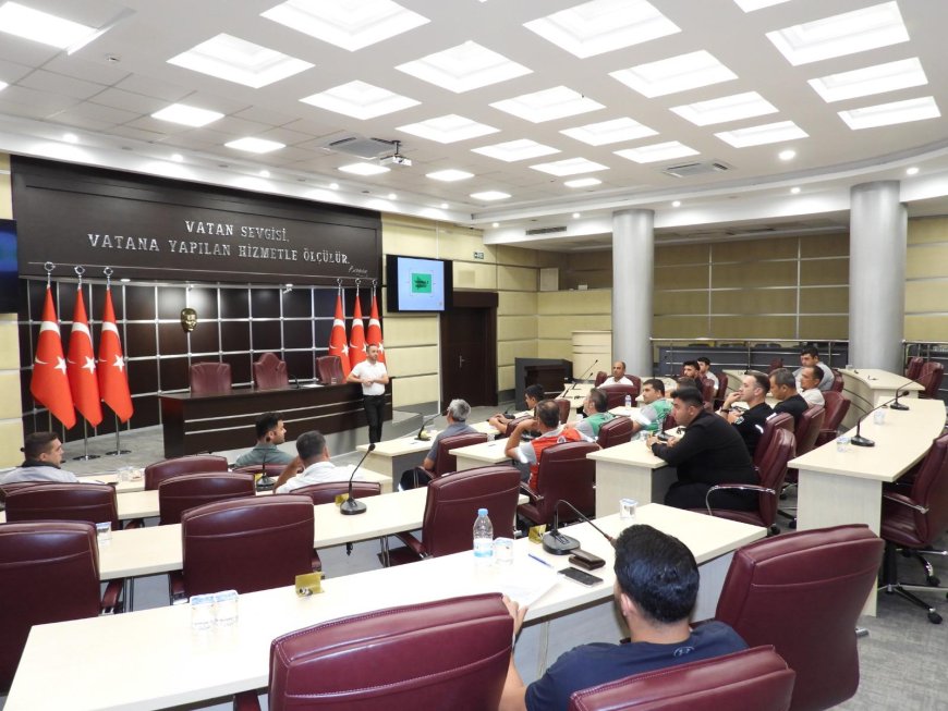 Kepez Belediyesi Personeline Afetlerde İş Güvenliği Eğitimi Verildi