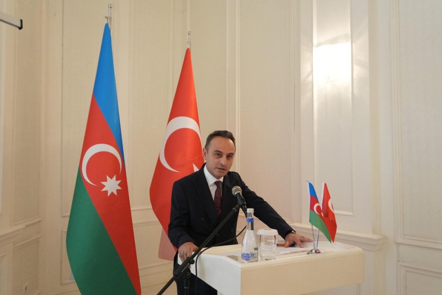 Kepez Belediyesi’nden Azerbaycan’a Kültür Köprüsü: Türkiye Seçkisi Kitaplığı Açıldı