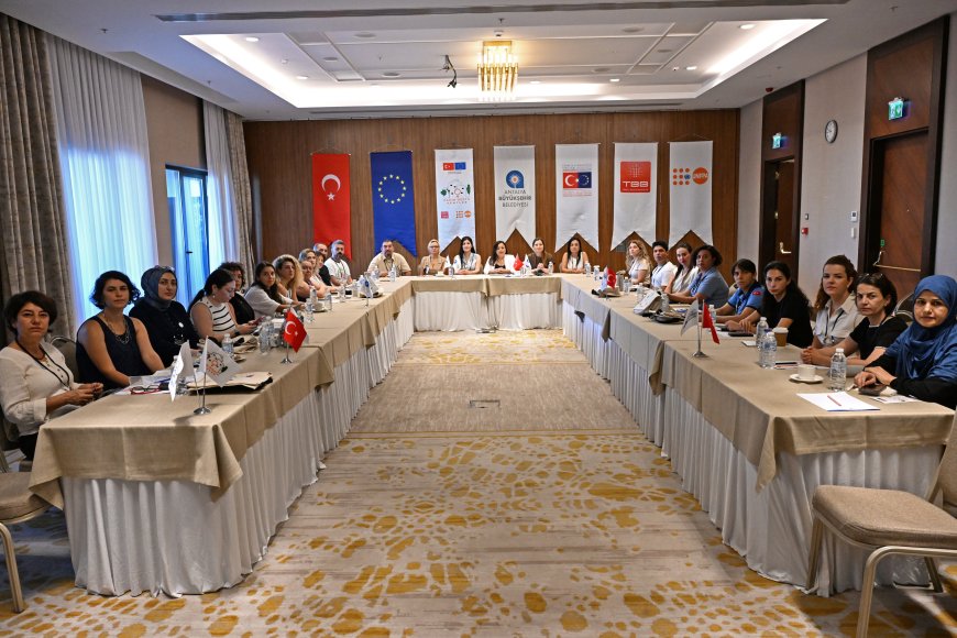 Antalya’da Kadın Dostu Kent Vizyonu Güçleniyor: Eşitlik Eğitimi Düzenlendi