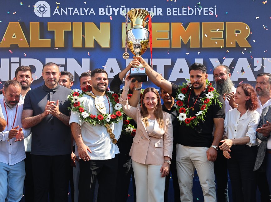 Antalya’da Altın Kemer Coşkusu: Başkan Vekili Özdemir “Güreşin Başkentiyiz” Dedi