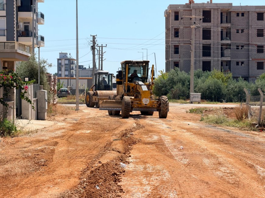 Kepez’den Demirel Mahallesi’ne 5 Bin Metrelik Yol Yenileme Hamlesi