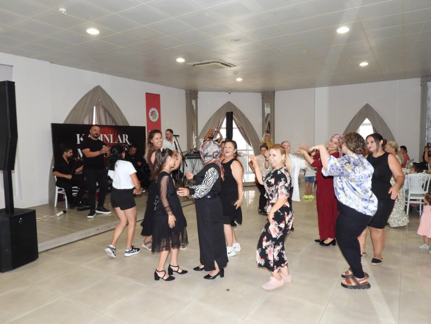 Kepez’de Kadınlar Matinesi Buluşması: Spor, Müzik ve Dayanışma Bir Arada
