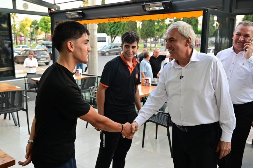 Başkan Kocagöz, "Temizlik Kirletmemektir" kampanyasını Yeni Mahalle esnafına anlattı