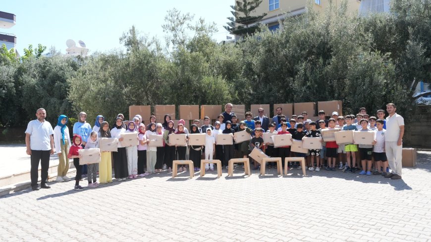 Alanya Belediyesi'nden Kur'an Kurslarına 800 Rahle Desteği
