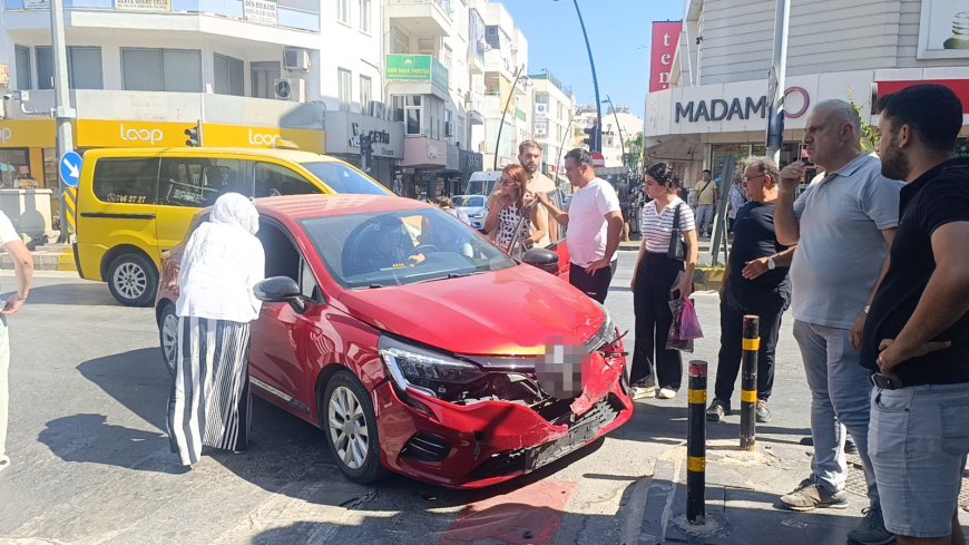 Manavgat'ta Kırmızı Işık İhlali Kazaya Neden Oldu: O Anlar Kamerada