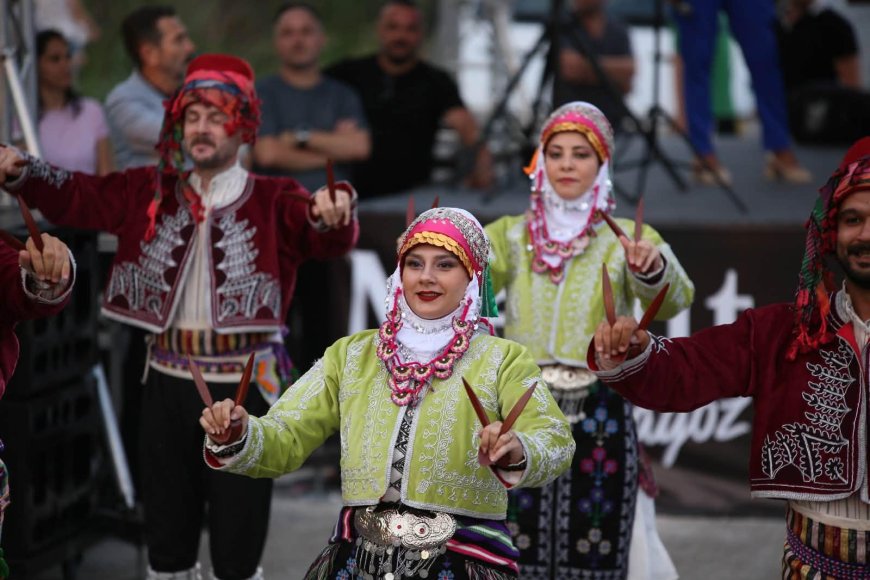 Kepez'in Varsak Yaylası Vişne Şenliği Binlerce Vatandaşı Buluşturdu
