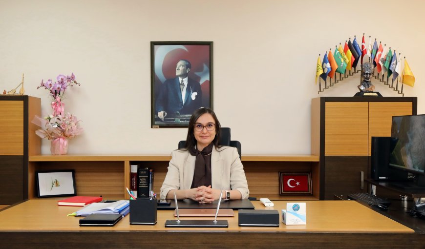 Akdeniz Üniversitesi'nde Rektör Yardımcılığı Görev Değişimi! Prof. Dr. Esra Cenkci Göreve Başladı
