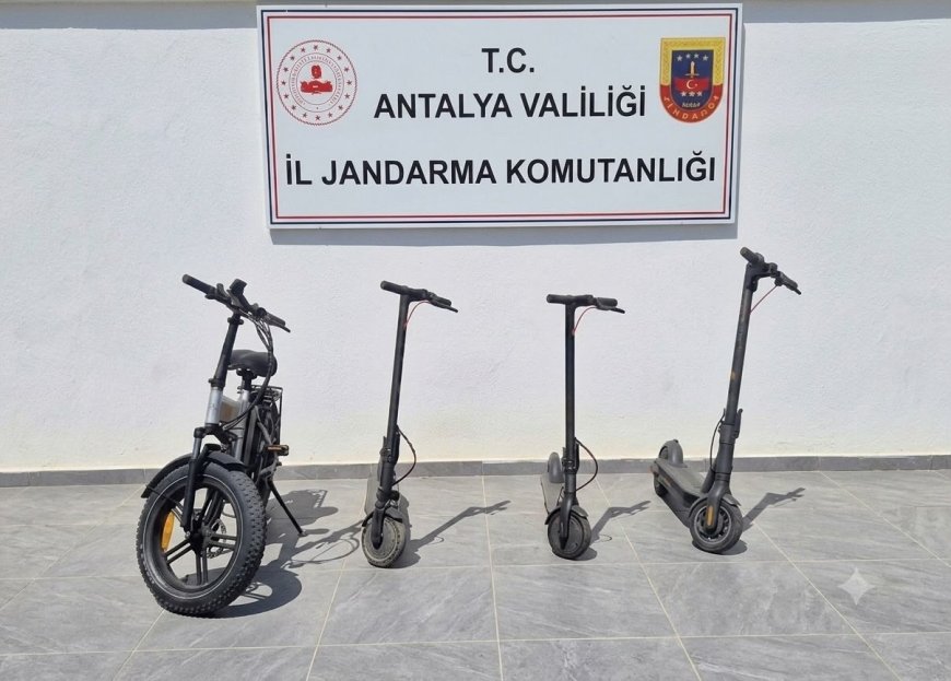 Kemer'de 5 Ayrı Hırsızlık Olayı Aydınlatıldı: 2 Şüpheli JASAT Operasyonuyla Yakalandı