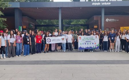 Antalya'dan 36 kız öğrenci TÜBİTAK Bilim Kampı'nda geleceğe hazırlandı