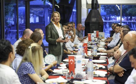 Antalya’da 11 STK’dan ATSO Başkan Adayı Hatice Öz’e Destek
