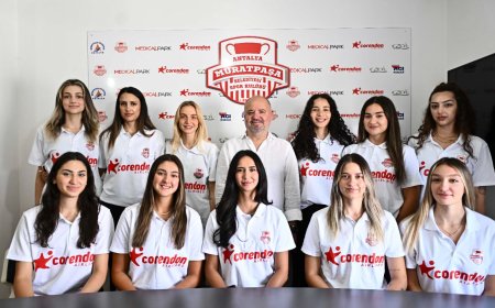 Muratpaşa’nın Sultanları Yeni Sezona Güçlü Kadroyla Hazırlanıyor