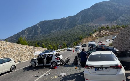 Antalya-Konya Yolunda Zincirleme Kaza: 4 Kişi Yaralandı, 1 Yaralının Hayati Tehlikesi Var