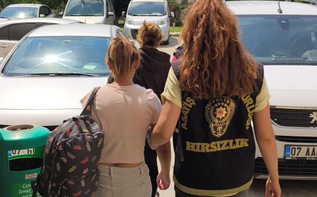 Antalya’da Tramvayda Yankesicilik: 2 Şüpheli Tutuklandı