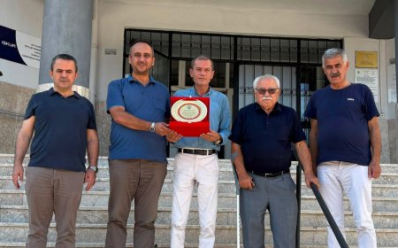 Korkuteli’nde Eğitim Camiasında Veda: Erkan Süha Doğrul Emekliye Ayrıldı