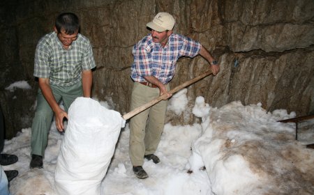 Akseki’de Yörüklerin Asırlık Peynir Geleneği: Kar Obrukları Doğal Buzdolabı Oluyor