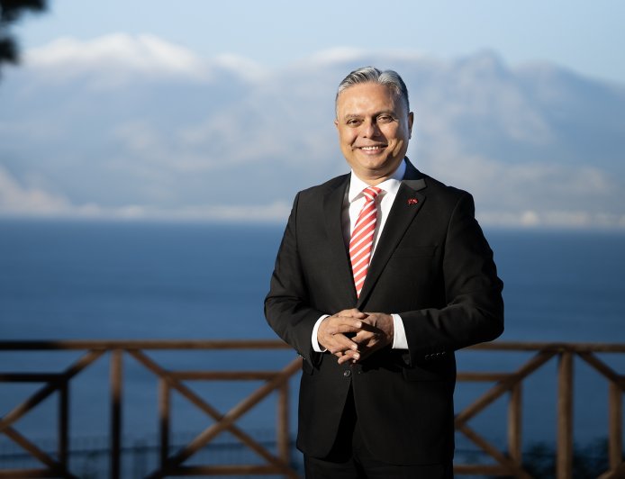 Muratpaşa’da 30 Ağustos’a Özel Söyleşi: “Cumhuriyet ve Aydınlanma Felsefesi” Konuşulacak