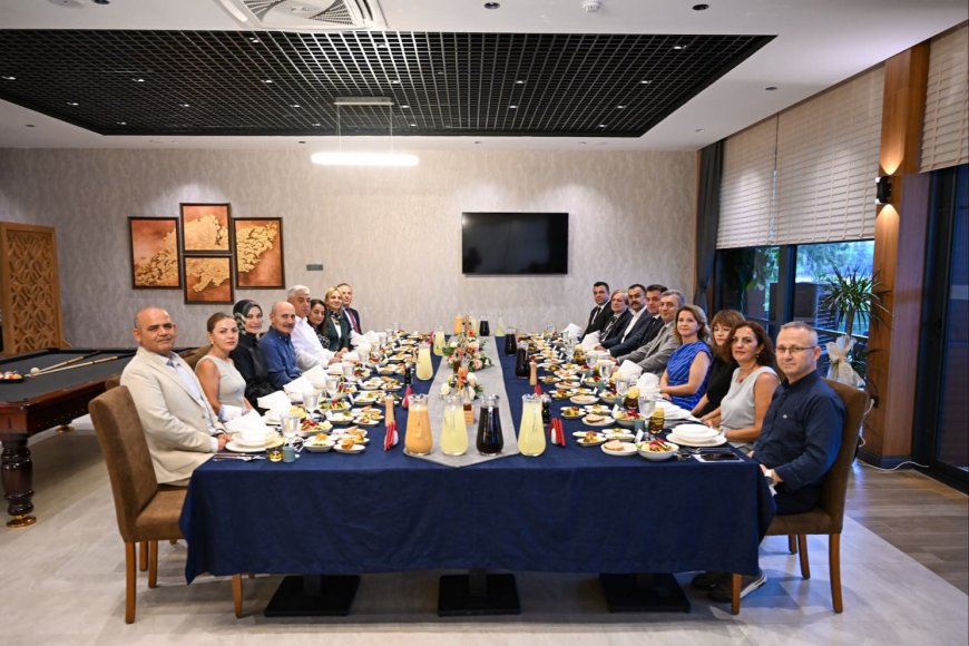 Antalya Sahil Güvenlik Grup Komutanı Yarbay Tolga Coşkun’a Veda Yemeği