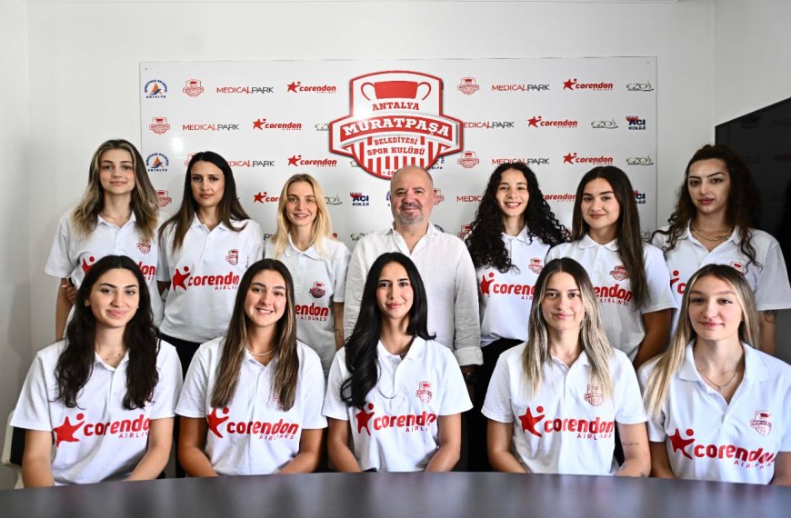 Muratpaşa’nın Sultanları Yeni Sezona Güçlü Kadroyla Hazırlanıyor