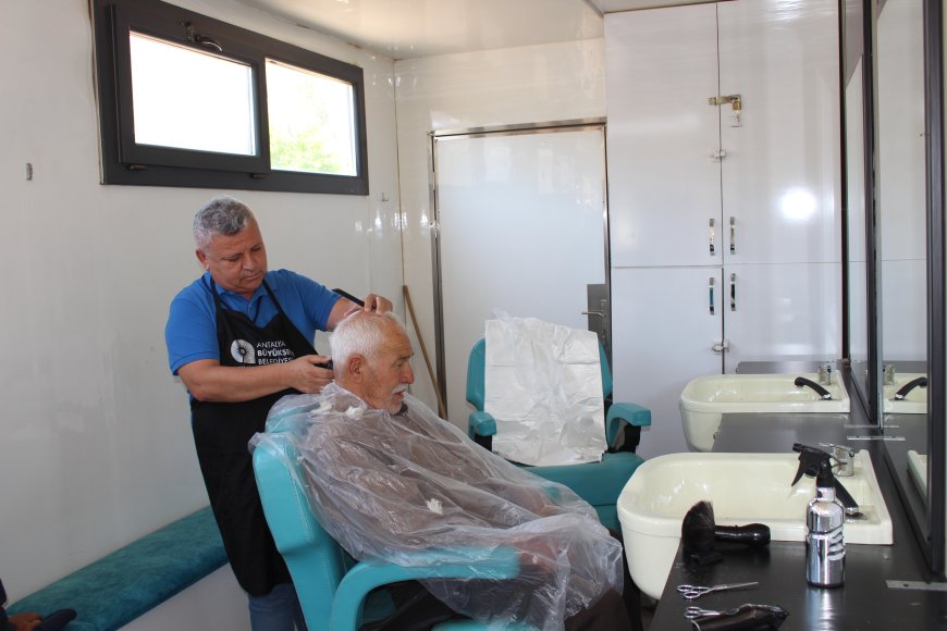 Mobil Kuaför Tırı Yaylalarda: Antalya’da Hizmet Vatandaşın Ayağına Gidiyor