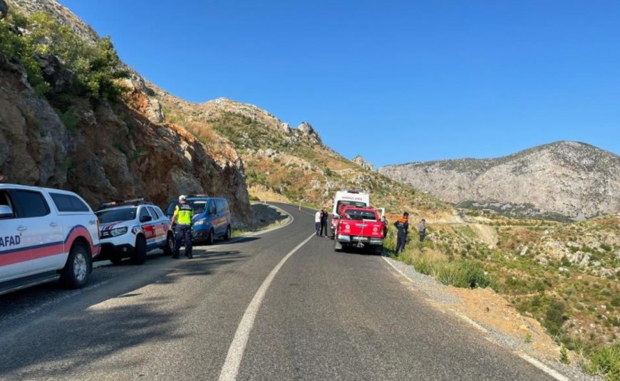 Alanya’da Motosiklet Uçuruma Yuvarlandı: Sürücü Hayatını Kaybetti, 1 Yaralı