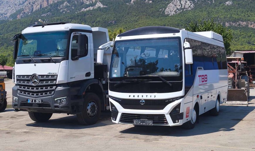 Kemer Belediyesi araç filosuna yeni damperli kamyon.