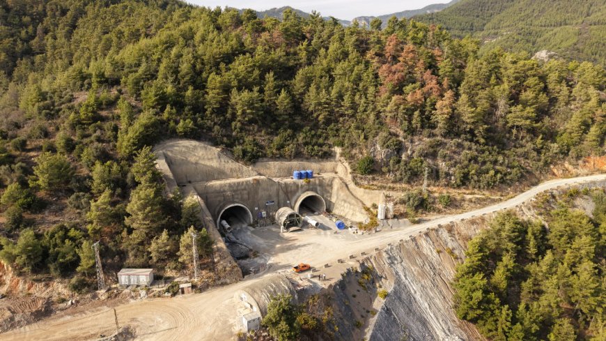 Antalya’ya İki Dev Tünel: Türkiye’nin En Uzun 5 Tünelinden 2’si Kentte İnşa Ediliyor